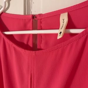 Hot pink Top!